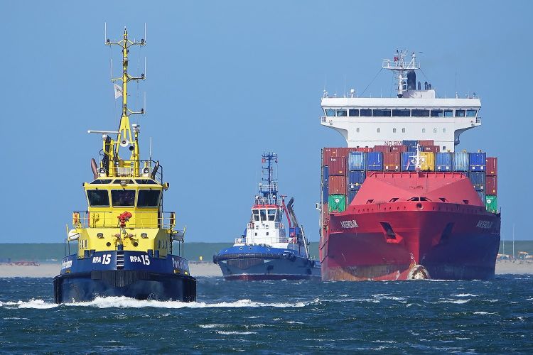 patrouillevaartuig-rpa15-containerschip-havenbedrijf-rotterdam